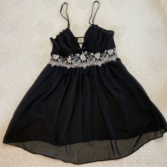 In Bloom LingerieTop/Mini Dress (M) - Picture 1 of 6